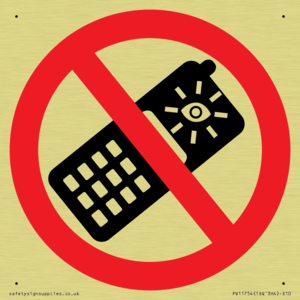 P910 Prohibition: No camera phones